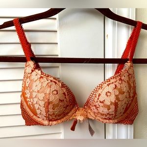 VS Dream-Angel Push-Up Bra